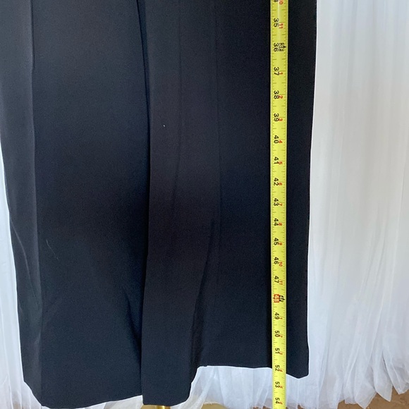 NEW!! Isaac Mizrahi black lace wide leg jumpsuit! Ruffles holiday, event Size 6 - Picture 8 of 17